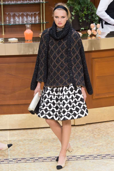 Look 67